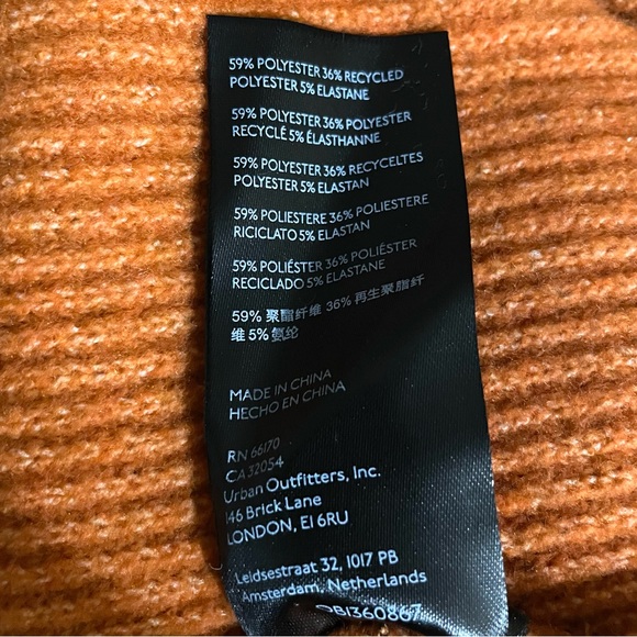 Urban Outfitters Ella Louise Ribbed Sweater Romper - Picture 15 of 16